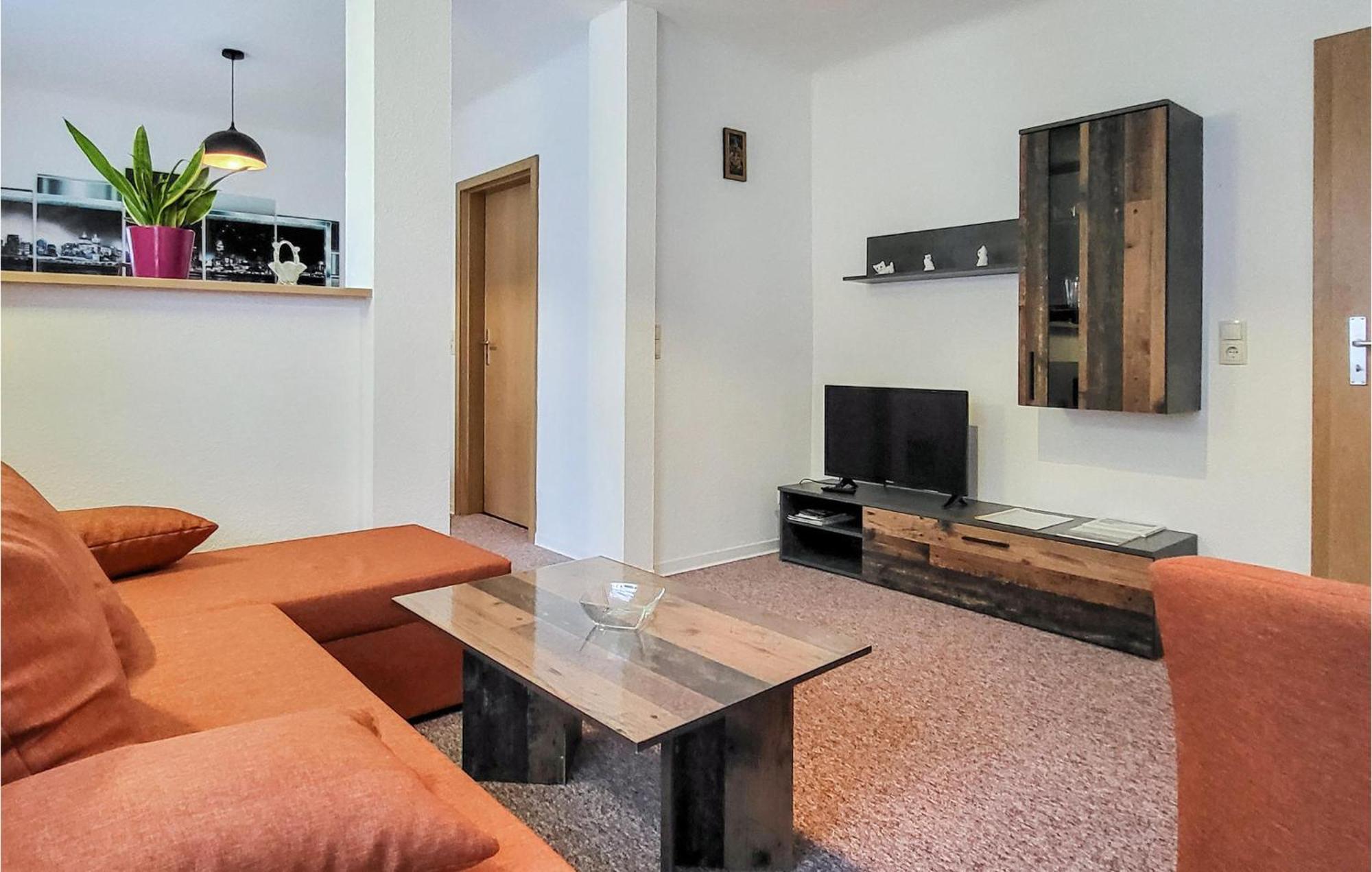 2 Bedroom Nice Apartment In Friedrichroda Exterior foto
