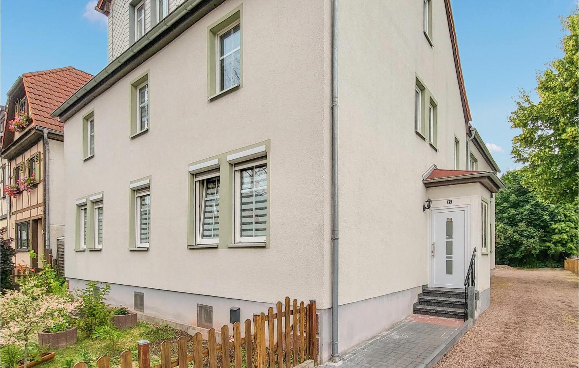 2 Bedroom Nice Apartment In Friedrichroda Exterior foto